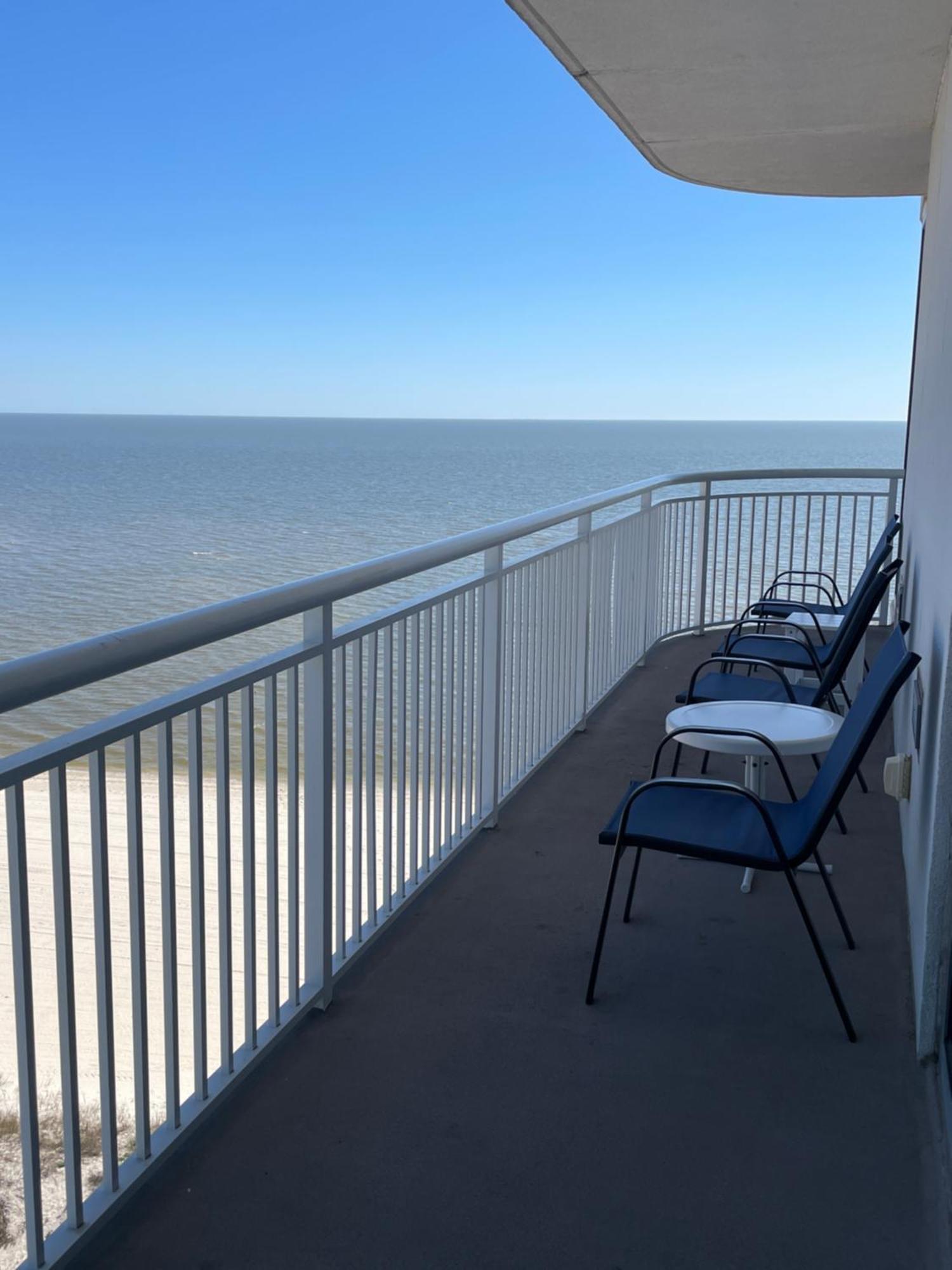 South Beach Biloxi Hotel & Suites Exterior photo